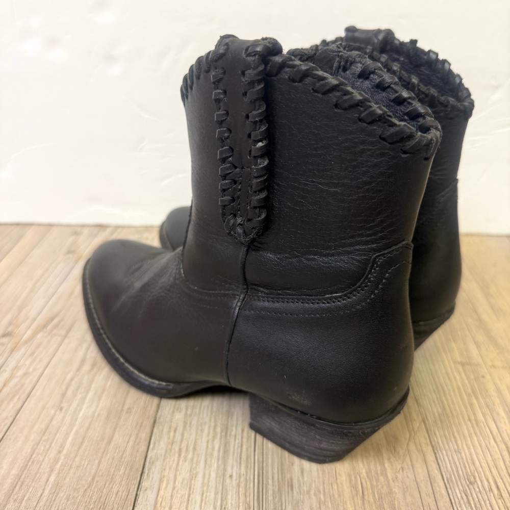Shyanne Western Boots Women's Low Black Braided Edge Booties -  Size 7 M Leather - Picture 6 of 16
